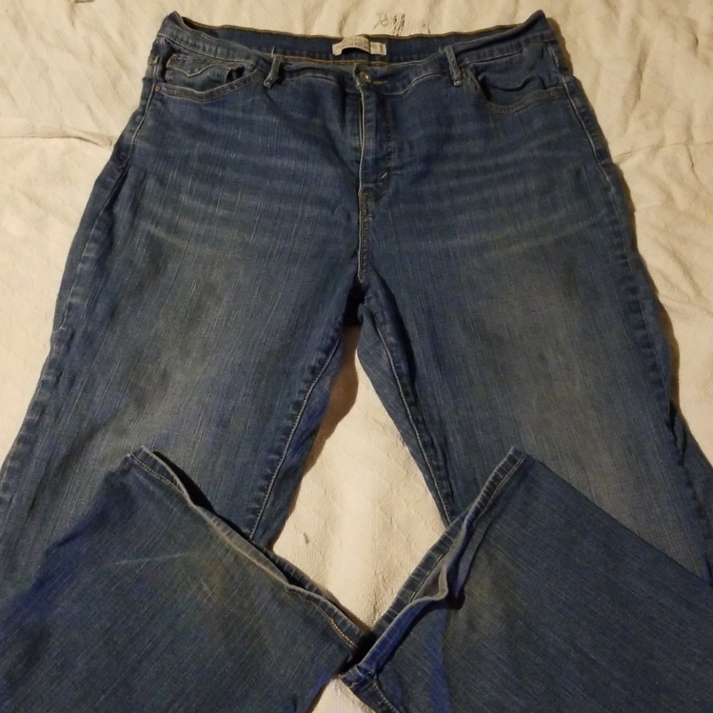 LEVI STRAUSS JEANS